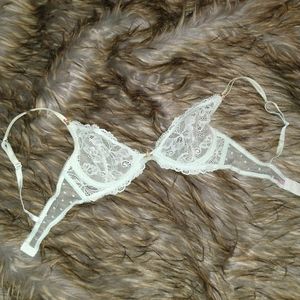 Betsey Johnson 32C bra